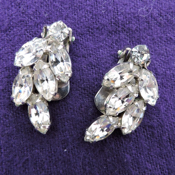 Weiss Clear Rhinestone Clip On Earrings Collectible Crystal Vintage 1960's Brooch Collectable Crystals American Jewelry Designer