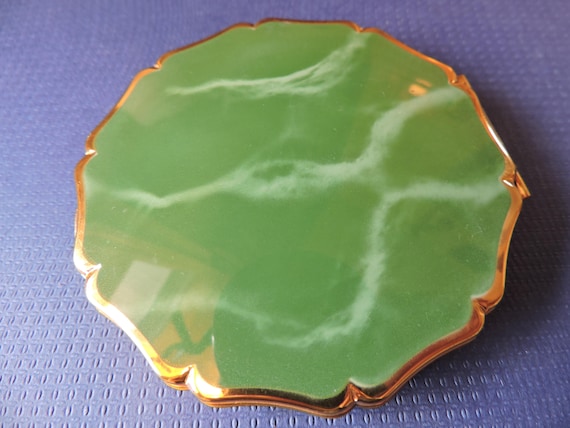 Stratton Green Colored Marblesque Enamel Green La… - image 1