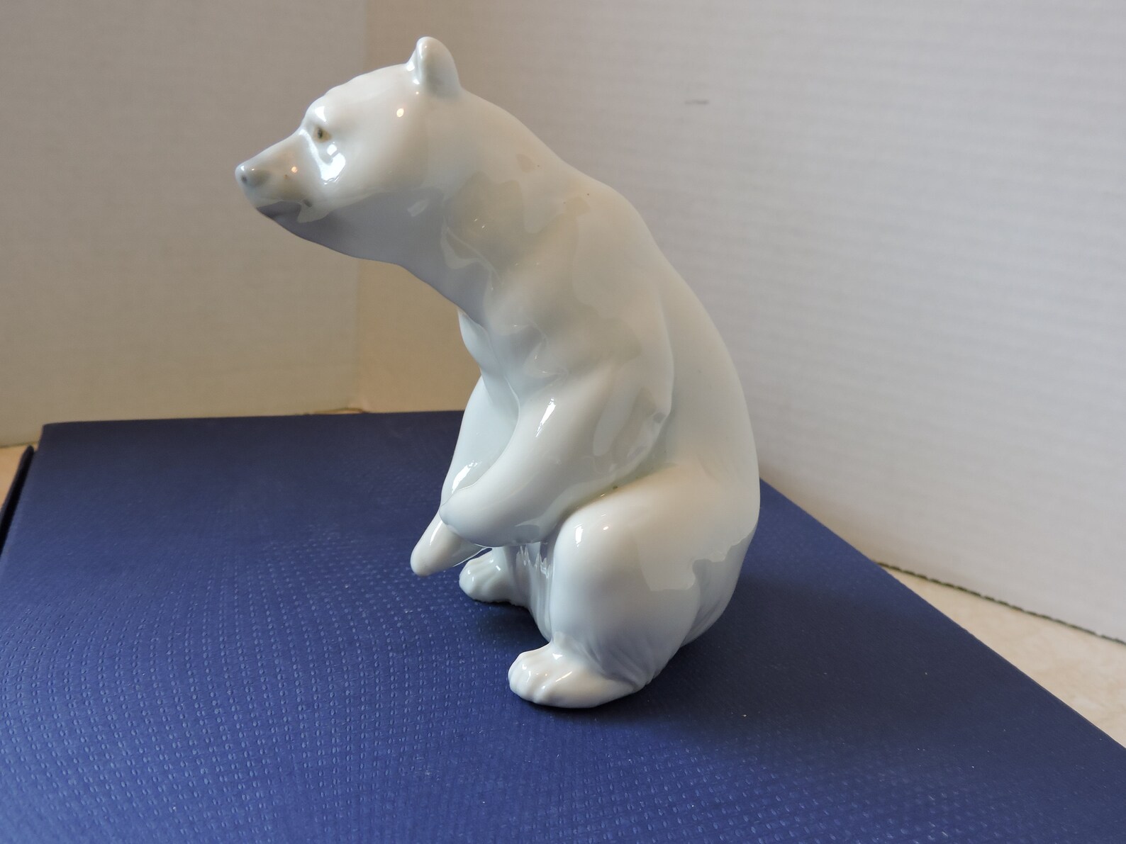 lladro bear figurine