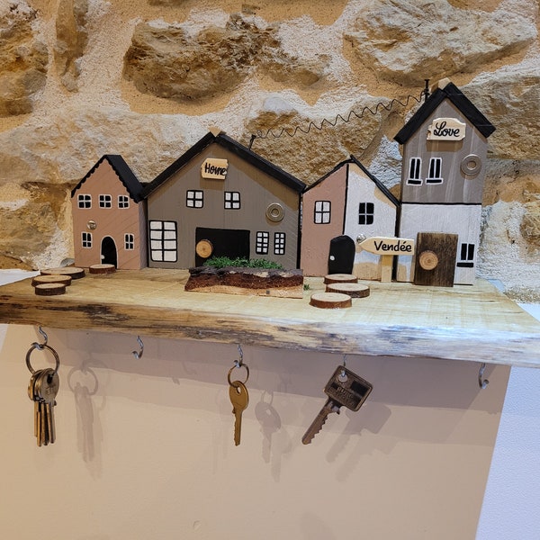 Etagère porte clefs en décoration murale et support à clés en bois