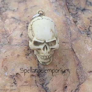 Skull pendant / Skeleton Head Pendant Charm / Dije de Caravera Dije Colgante de Cabeza de Esqueleto - Santeria - Ifa - Palo