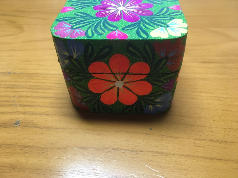 Green Oaxacan Hand Made JewelryTrinketKeepsake Box Made From Copal Wood In Alebrije Style