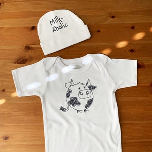 Baby Bodysuit Gift Set - Baby Cow, Baby Gift, Baby Shower Gift, Baby Gift Set, Newborn Bodysuit, Infant Clothing, Cute Baby Animal, Calf