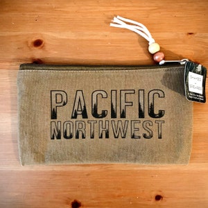Canvas-Beutel - Pacific Northwest 9"X5", Braun, Blumen, Reisen, Reißverschlusstasche, rustikale Geldbörse, Reisepasshalter, Geburtstagsgeschenke, PNW, Outdoor