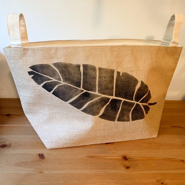 Lg Garden Bag - Leaf 16.5"X9"X7", Farmers Market Bag, Reusable Bag, Hand Painted, Burlap, Lined Shopping Bag, Carry Bag, Jute Bag, Outdoors