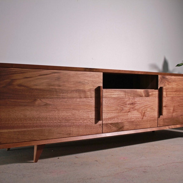 Hein Konsole 2.0, 72 "W, handgefertigte Massivholz, moderne Media Sideboard (in Walnuss abgebildet)