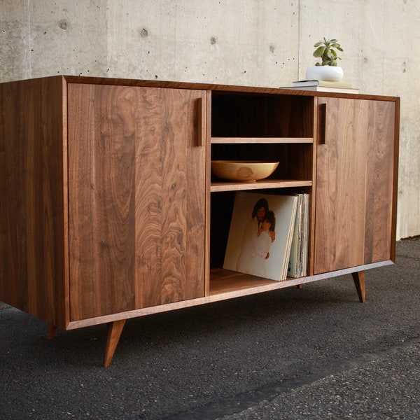 Console Biglione, meuble de rangement LP, buffet de rangement en vinyle LP, console pour disques Mid-Century (illustrée en noyer)