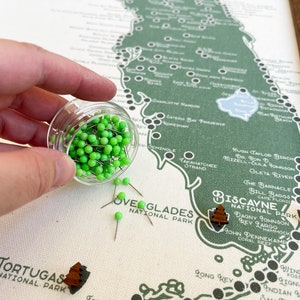 Carte avec punaises du parc d'État de Floride, épingles d'arbre en bois, cadeau de mariage personnalisé pour couple randonneur, décoration murale personnalisée, traqueur d'aventure