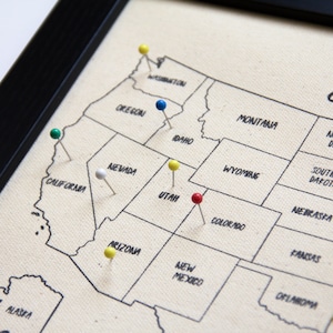 Carte personnalisée des États-Unis avec punaises, suivi de carte de voyage, décoration murale encadrée, cadeau personnalisé, cadeau pour lui, cadeau d'anniversaire de mariage, cadeau coton