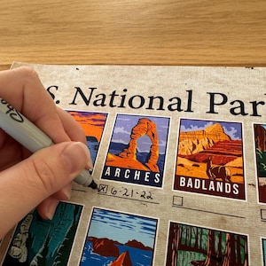 Affiche de la liste des parcs nationaux des États-Unis, suivi de voyage du National Park Journal, cadeau d'aventure, affiche de la liste de contrôle colorée, décoration extérieure de camping