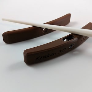 Eixo turco em tamanho real (pronto para enviar marrom/branco - pedidos personalizados disponíveis em opções de cores)