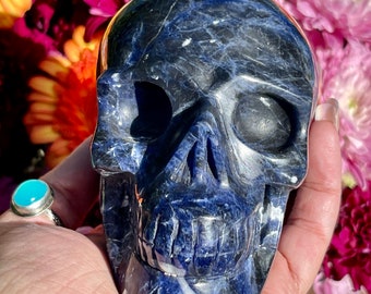 Cráneo de cristal de sodalita, decoración de Halloween, altar ancestral