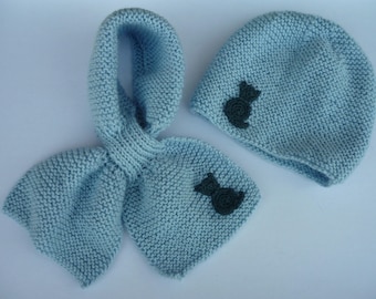 Mützen-Schal-Set, Baby-Set, himmelblau, kleine gehäkelte Katze, Babymütze, beiges Halstuch, Geburtsgeschenk