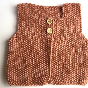 Sleeveless baby vest, hand-knitted shepherd vest, pink beige French wool, birth gift, maternity trousseau, made in France