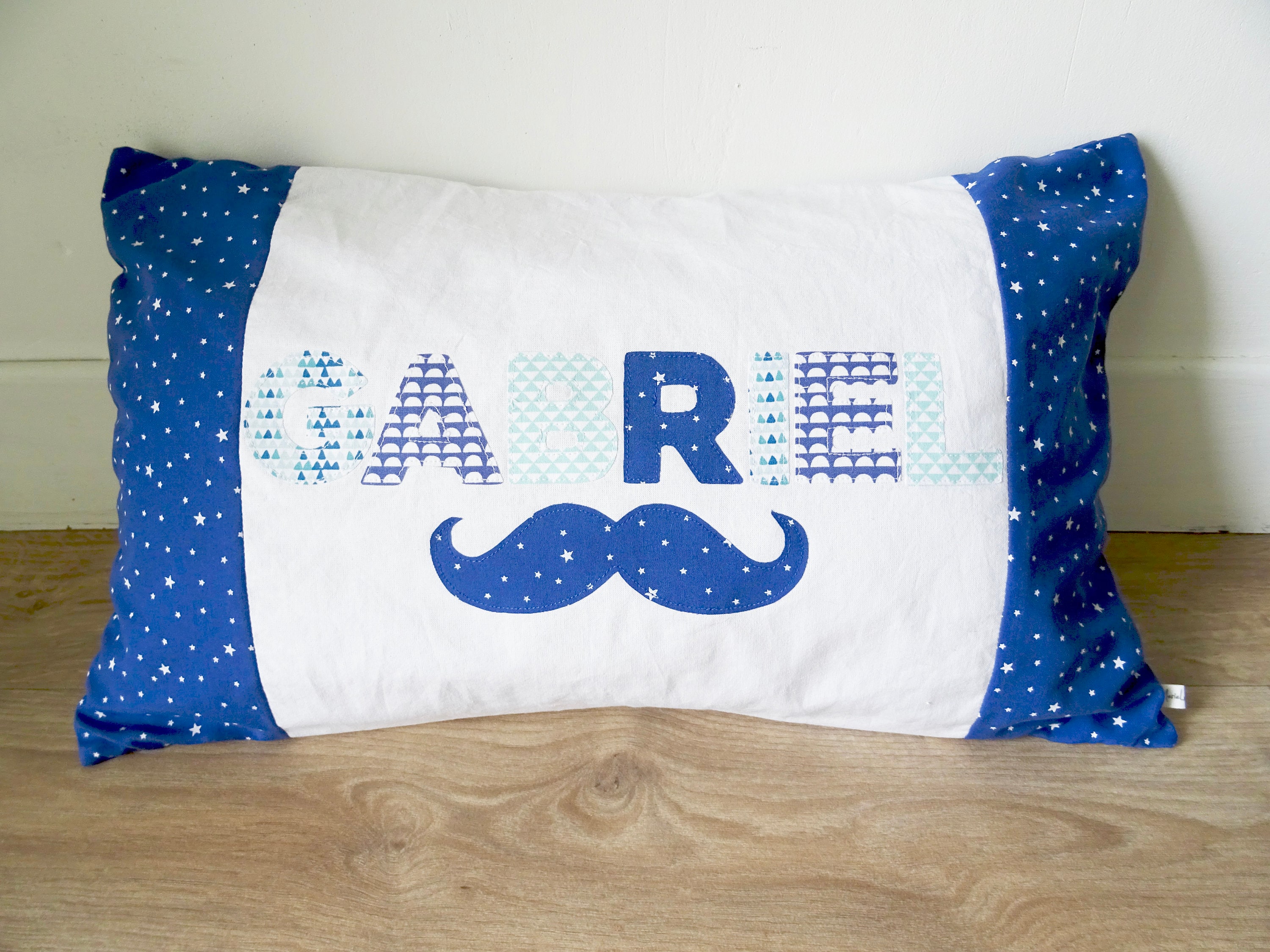 Coussin Prénom, Cadeau Naissance, Coussin Personnalisé, Cadeau Anniversaire, Cadeau Enfant, Coussin 