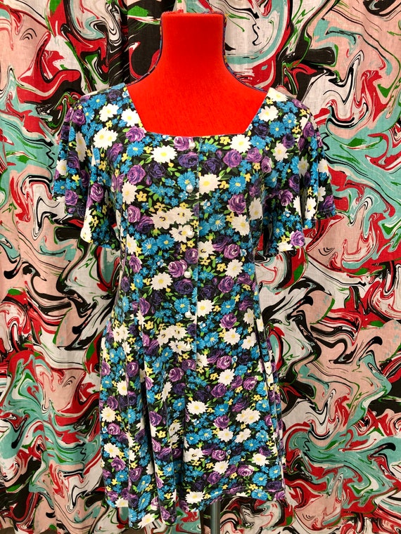 1990's flutter sleeve floral romper