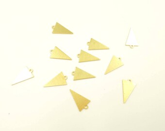 Pendentifs trianges laiton brut doré 16*9 mm × 50