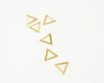 Pendentifs triangulaires laiton brut doré 4 trous × 12