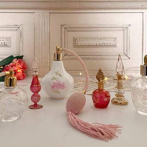 Vintage Glass Perfume Bottle with Atomiser: Hand Blown Scent Bottle