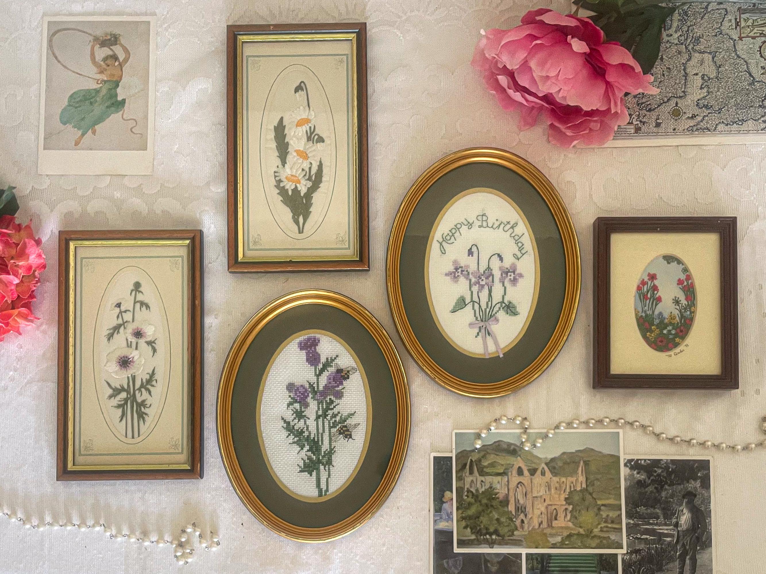 フランスアート　額縁セット　NEEDLEPOINT Vintage IMG_4941.jpg