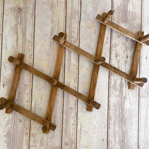 Vintage Wooden Concertina Peg Rack-Retro Coat Hooks-Accordion Hat Rack -1970’s Home Decor /Time Worn