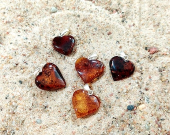 Baltic Amber Pendant / 1 pcs / Baltic Amber Heart / Amber Pendant / Amber Jewelry / Pendant Heart / Genuine Baltic Amber / Amber charms