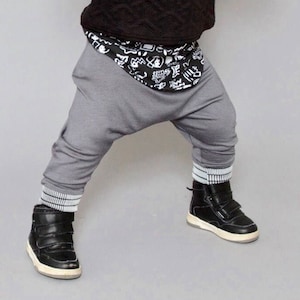 子供用ハーレムパンツ | スラウチパンツ | 子供用アステカジョガー | ユニセックス幼児用パンツ | ドロップクロッチパンツ | 幼児用レギンス | ボヘミアンキッズ服