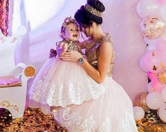 baby girl and mom same dress