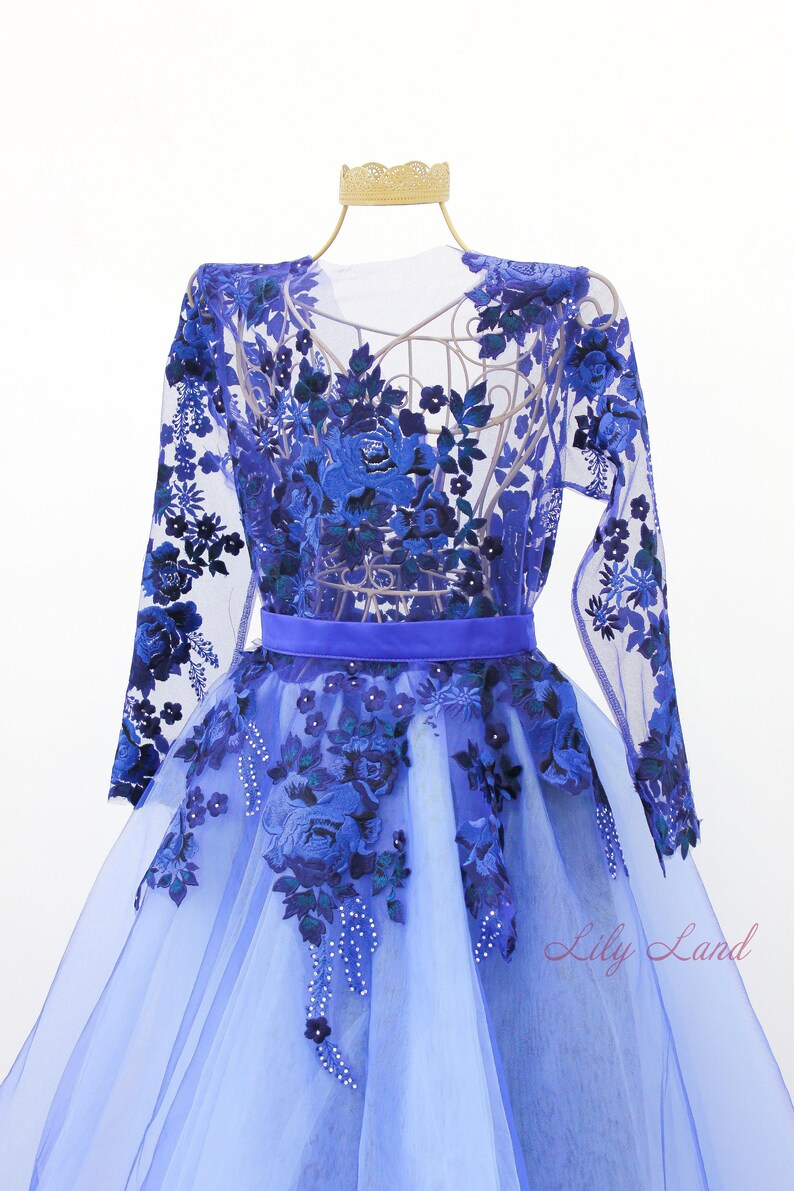 Blue Photoshoot Woman Maxi Dress With Sweep Train Maternity Etsy