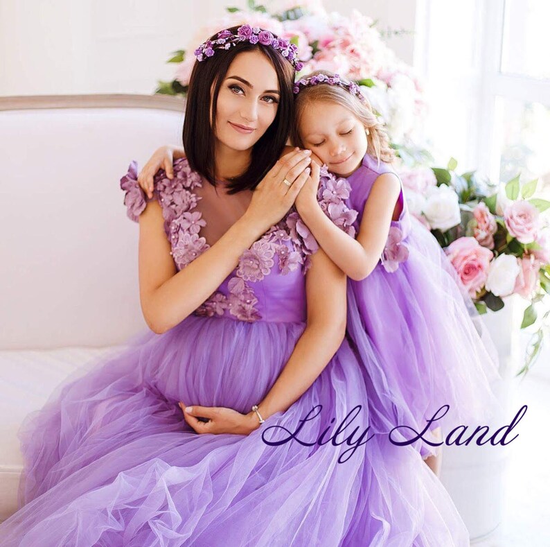 mother daughter matching maternity outfits