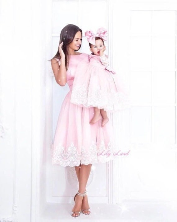 matching mum and daughter dresses