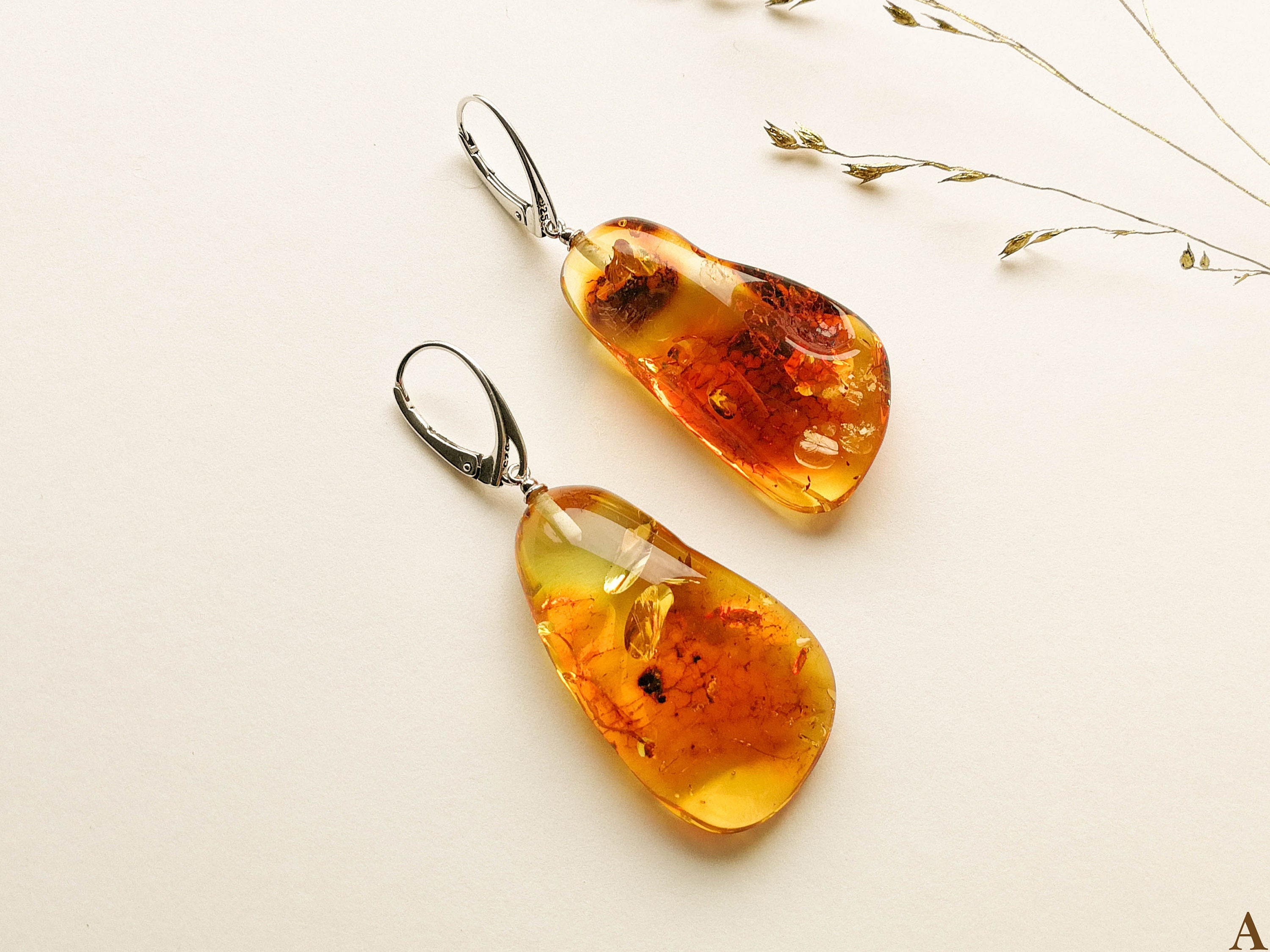 OVLA☆DEW bold earring ピアス Massive Tall & Thick Natural Amber Boho Cognac Color