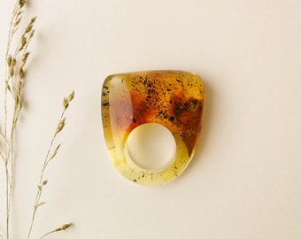 Anillo de ámbar de colores amarillo brillante y verde, exclusivo anillo de ámbar natural de tamaño 6 de EE. UU., anillo de declaración de una piedra de ámbar báltico, esposa de regalo wow