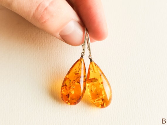 Fashionable handmade amber brooch for women UMBRELLA