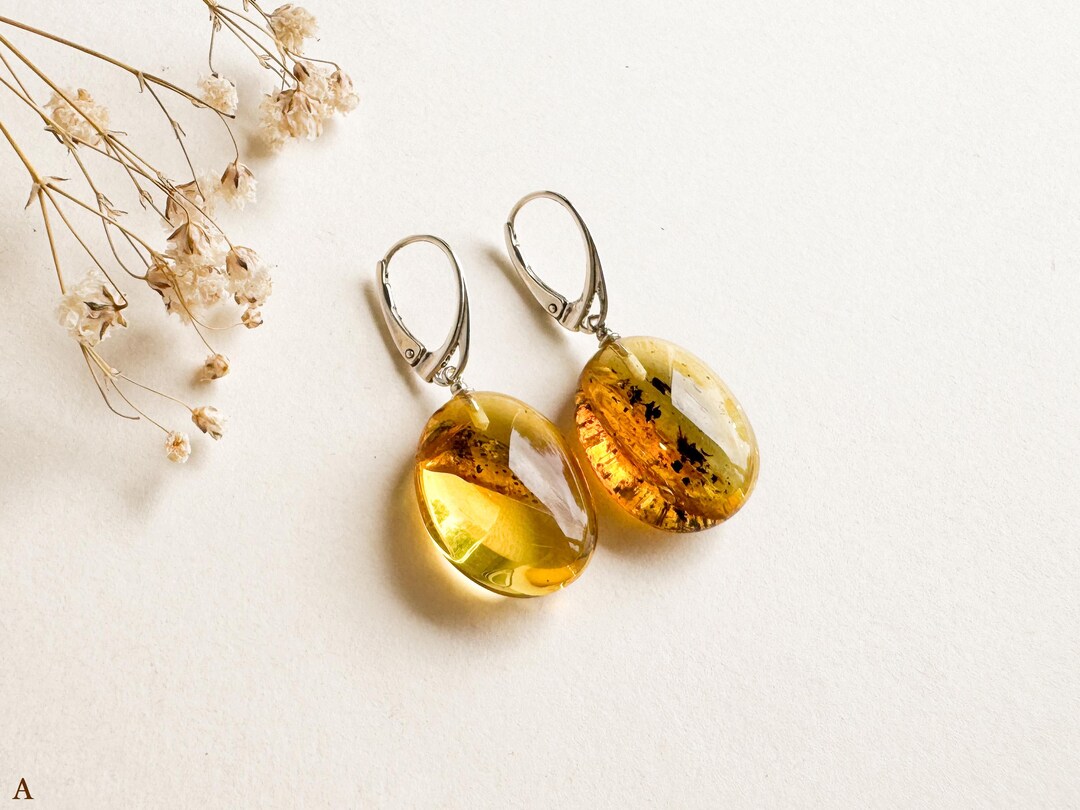 Green Amber in Detailed Circle Earrings