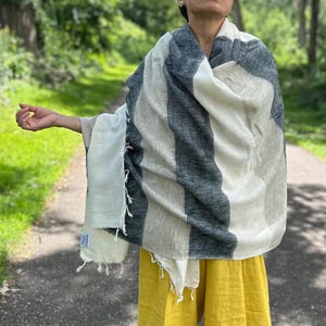 Himalayan yak wool shawl/wrap/scarf handmade in Nepal. Warm soft shawl/Meditation shawl/unique holiday gift. 82”X39”