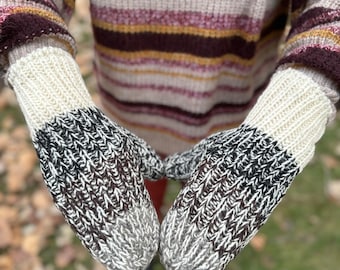 Himalayan sherpa wool hand knitted mitten, fleece lining, warm wool mitten, handmade in Nepal, 100% wool mitten.