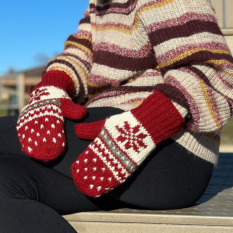 Red Mittens - Etsy