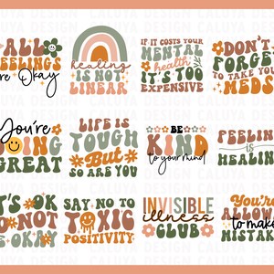 Op de afbeelding: Een set van 10 kleurrijke digitale illustraties met positieve affirmaties en motiverende citaten in een retro 70s-stijl lettertype. De citaten omvatten "Alle gevoelens zijn ok&eacute;", "Genezing is niet lineair", "Als het je mentale gezondheid kost, is het te duur", "Vergeet niet om je medicijnen te nemen", "Je doet het geweldig", "Het leven is zwaar, maar jij ook", "Wees aardig voor je geest", "Voelen is genezen", "Het is ok&eacute; om niet ok&eacute; te zijn", "Zegt nee tegen giftige positiviteit", "Club van onzichtbare ziekten", en "Je mag fouten maken".