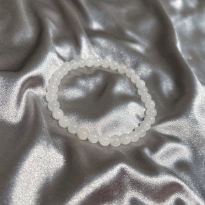 White Jade Crystal Stretch Bracelet