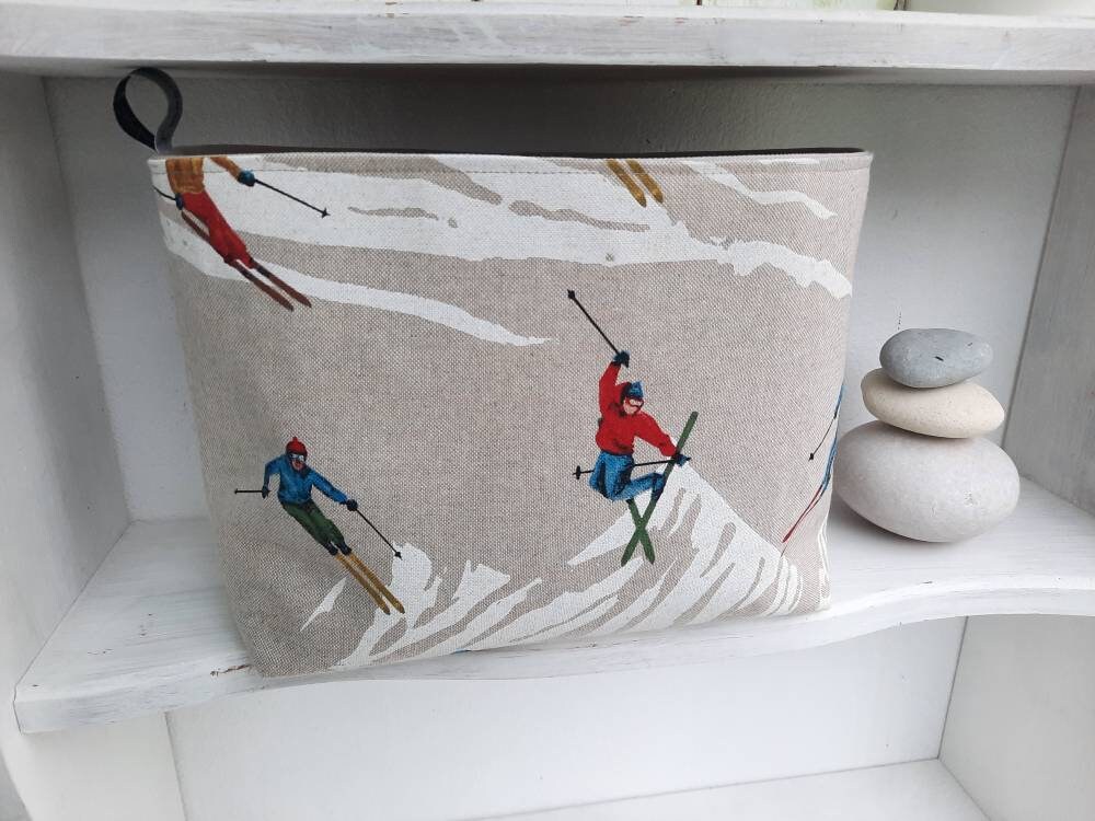 Panier Decoratif et Pratique, Skieurs