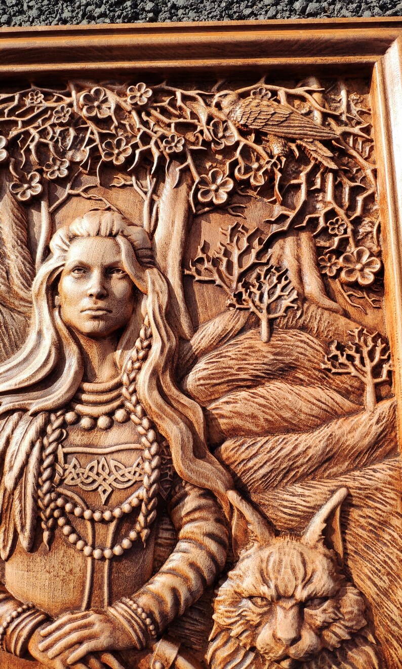 Diosa nórdica Freyja Home Decoración madera talla vikinga | Etsy