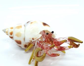 Red Seashell Hermit Crab Figurines Hand Blown Glass Mix Natural Shell Beach Animals Collectible Gift Home Decor