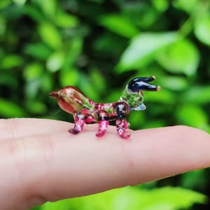 Micro Tiny Ant Figurines Hand Painted Blown Glass Art Animals Collectible Gift Home Decor