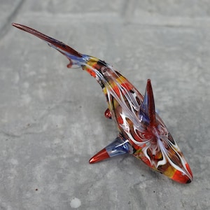 Shark Miniature Small Figurines Animals Hand Blown Color Glass Art Collectible Gift Decorate 4&quot; (Multicolor Orange)
