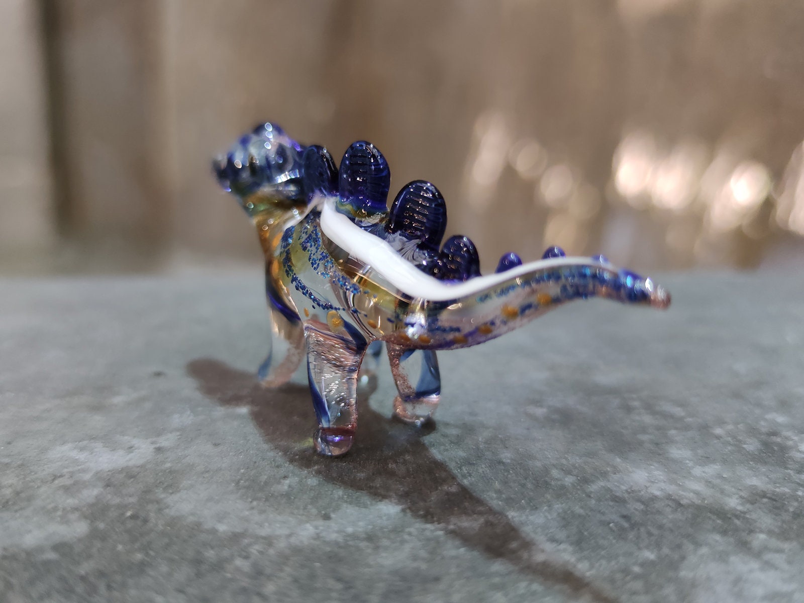 ステゴサウルス恐竜ミニチュアフィギュア 手描き吹きガラスアート動物