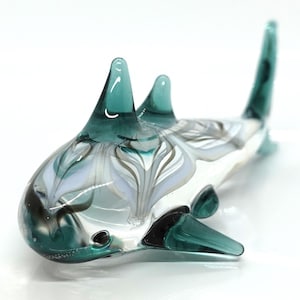 Whale-Shark Tiny Miniature Figurines Sea Animals Hand Blown Glass Art Collectible Gift Decorate (Green White)