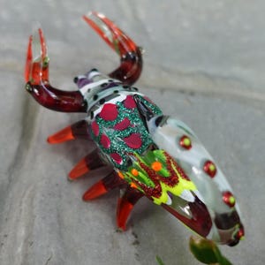Figurines de scorpion blanc et vert peintes à la main en verre soufflé multicolore, animaux d'art, cadeau de collection, décoration d'intérieur