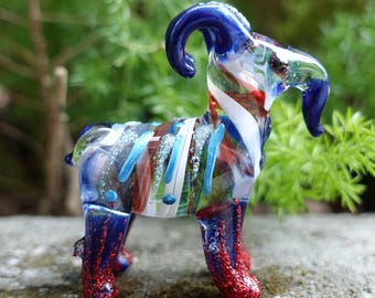 Kleine geit beeldjes miniatuur dieren handgeschilderde rood blauw geblazen glaskunst collectible cadeau versieren