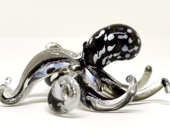 Octopus Figurines Animals Hand Blown Glass Art Collectible Gift Home Decorate 3.5", Black